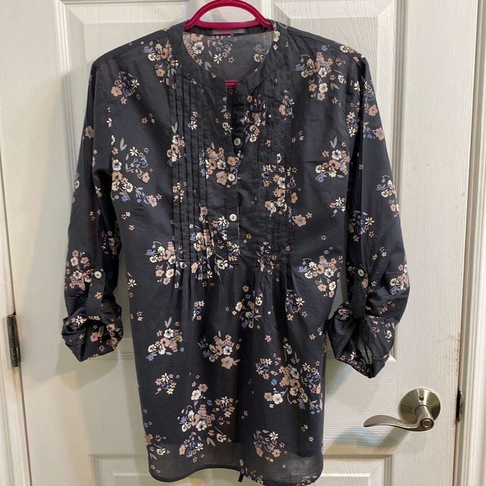 Z & N Boho Floral Pleated Tie Back Women’s Top Tunic Grey Pink Size Large Spring